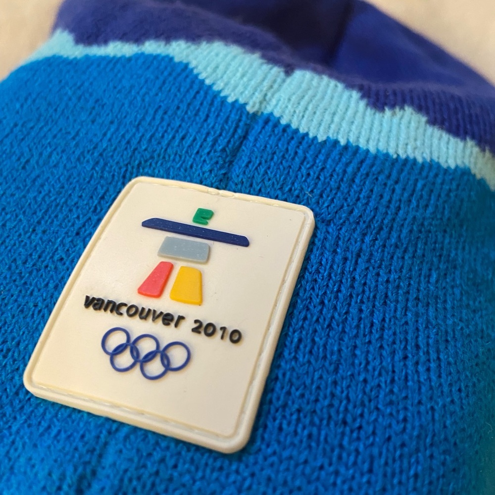 NEW NWT tuque beanie Vancouver Whistler Olympics Games 2010
